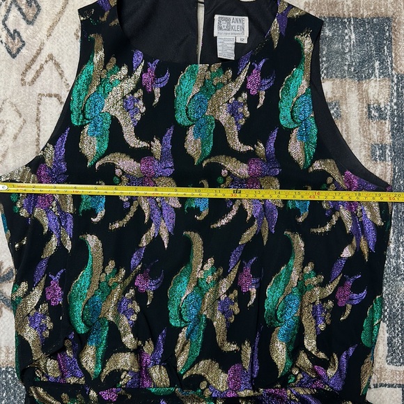 Vintage Anne Klein metallic jacket/tank set. Made in Hong Kong. - Picture 8 of 14